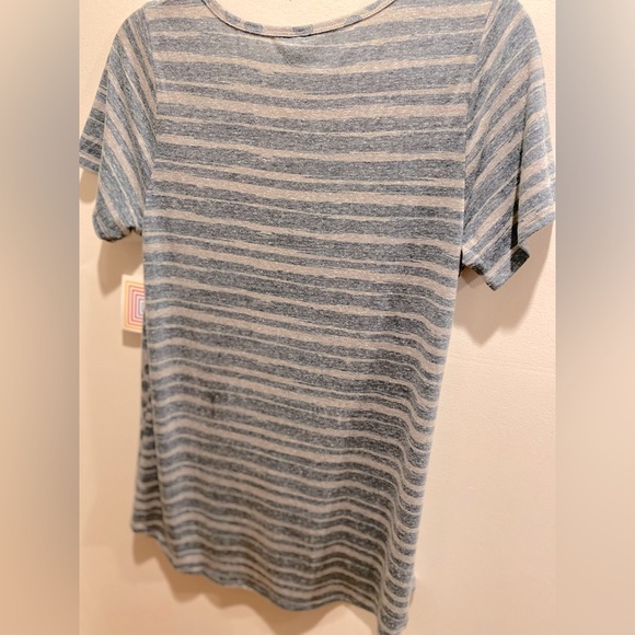 LuLaRoe, Size Small, Blue/Gray, Stipes & Dots Classic Tee - NWT - Picture 6 of 8